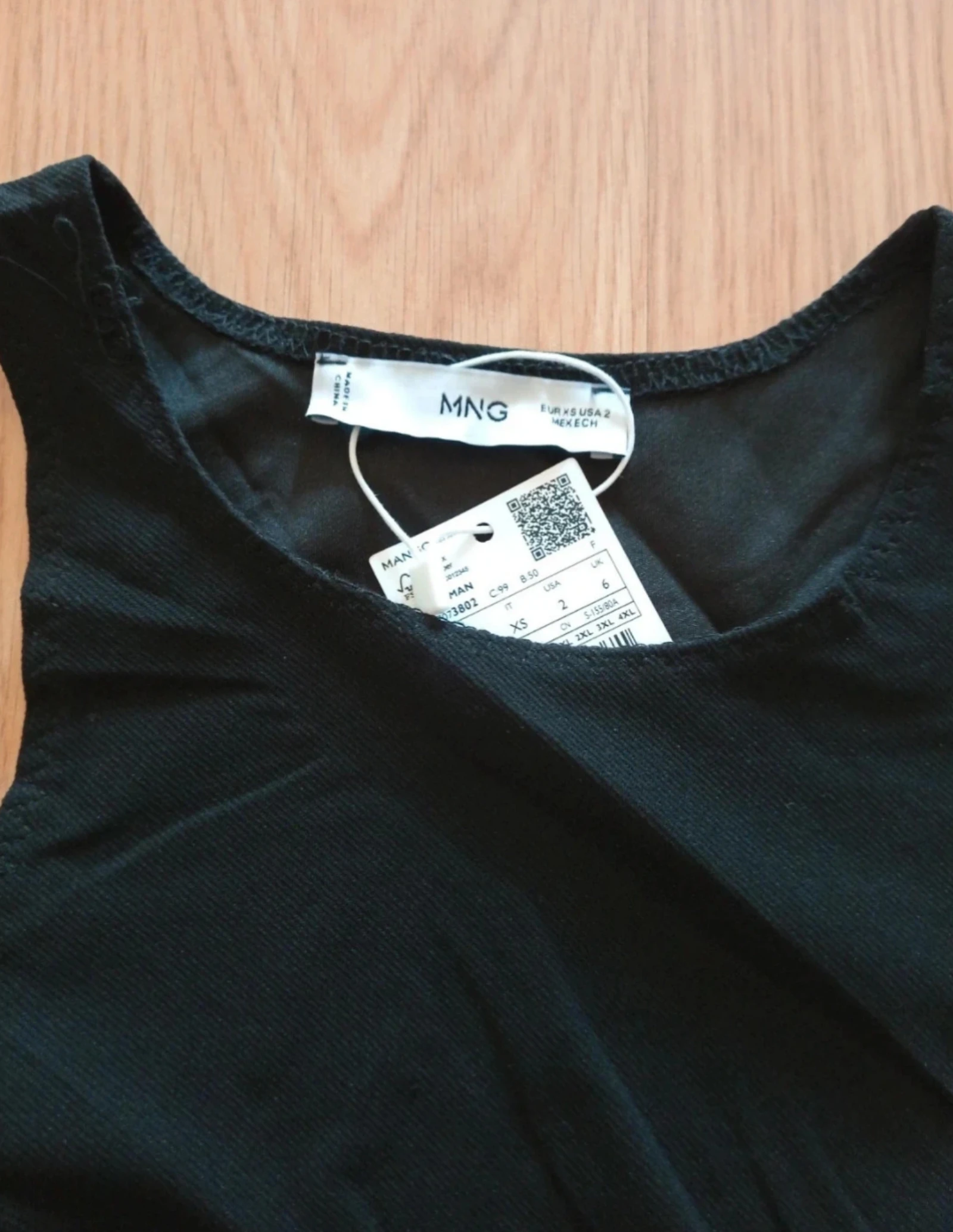 Elegant Mango-jurk in maat XS, gloednieuw met originele labels eraan. – photo 5
